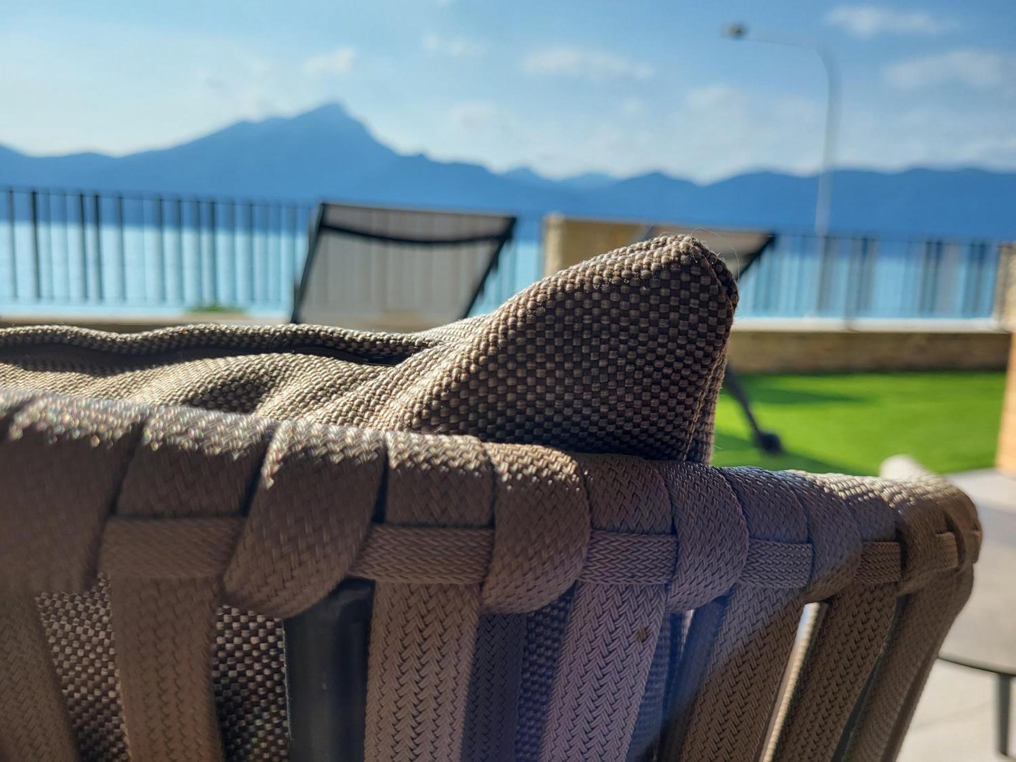 Attilio High Living Suites - Adults Only Torri Del Benaco Ruang foto