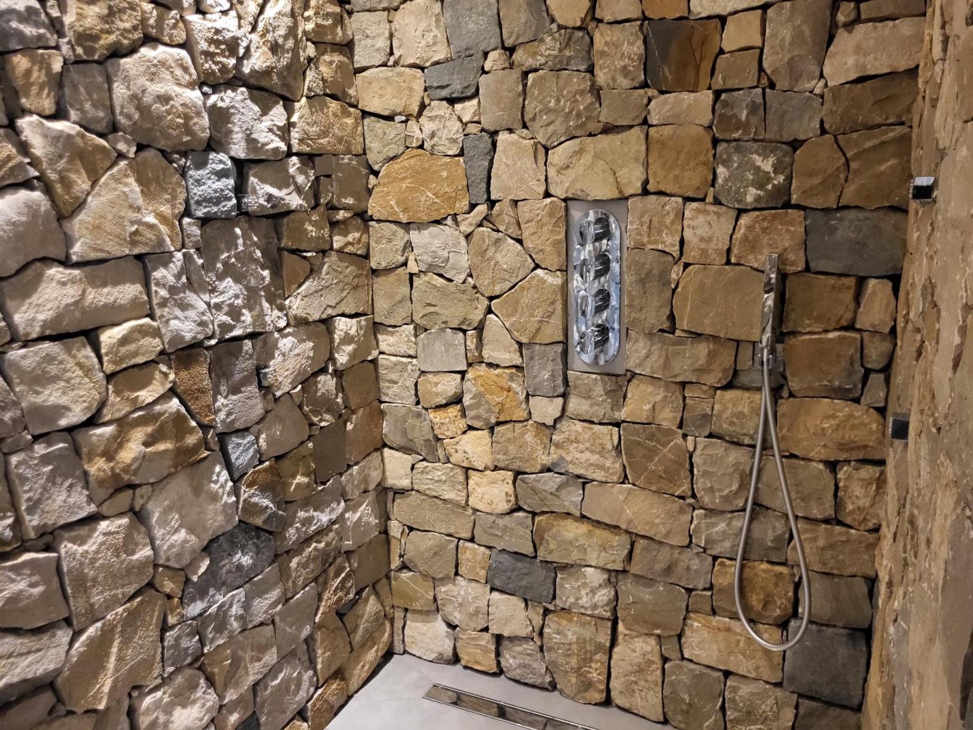 Attilio High Living Suites - Adults Only Torri Del Benaco Ruang foto