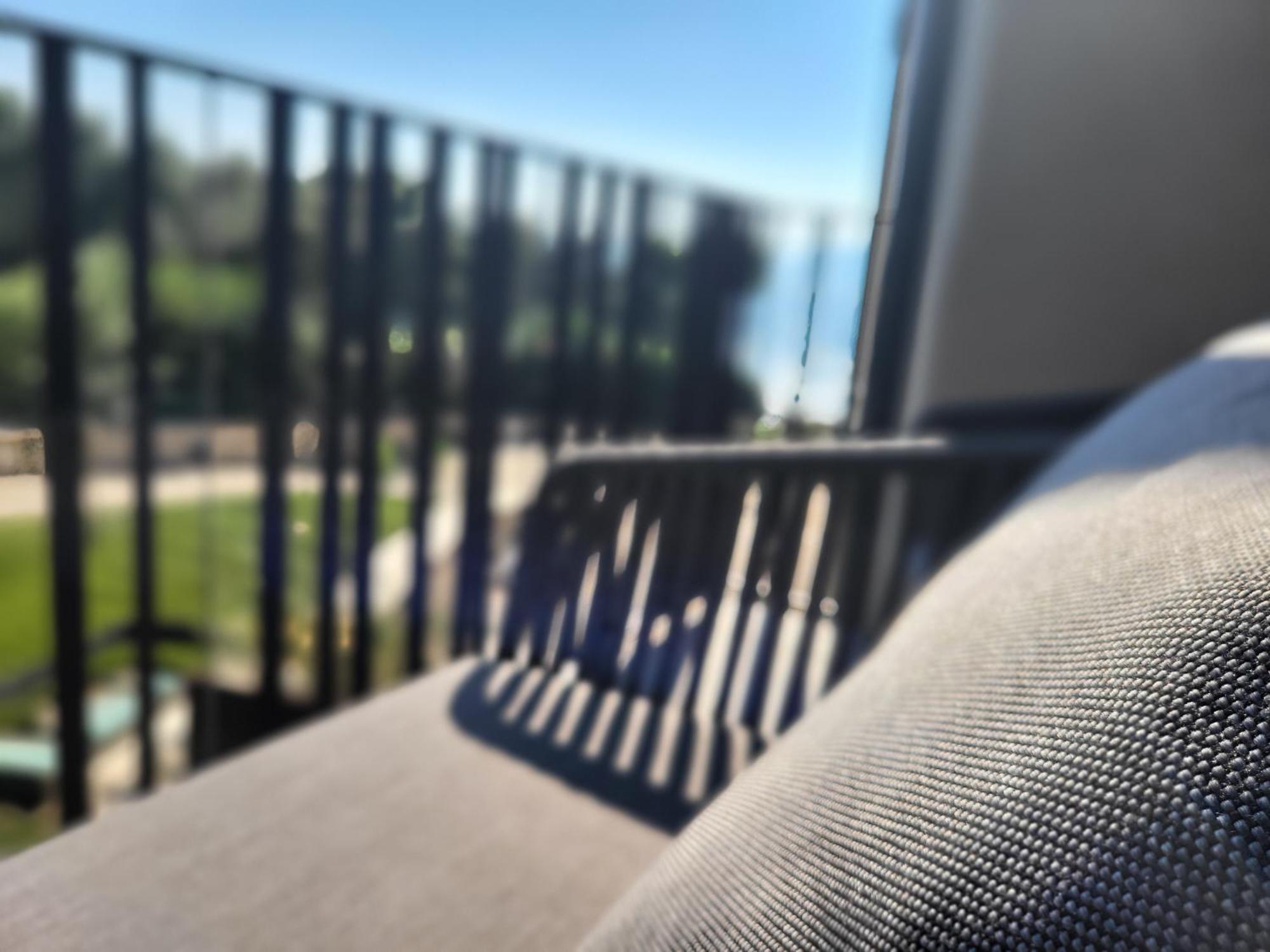 Attilio High Living Suites - Adults Only Torri Del Benaco Ruang foto