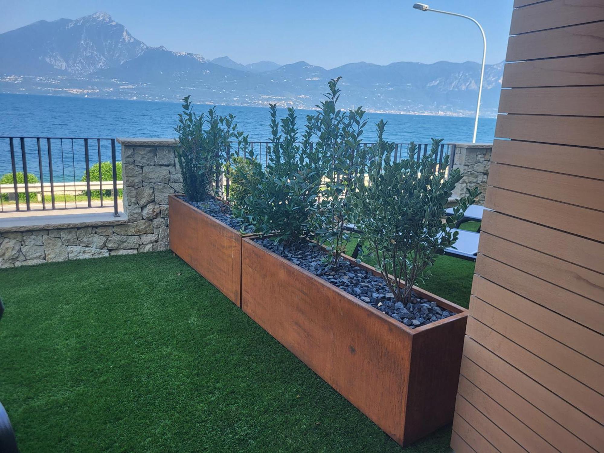 Attilio High Living Suites - Adults Only Torri Del Benaco Ruang foto